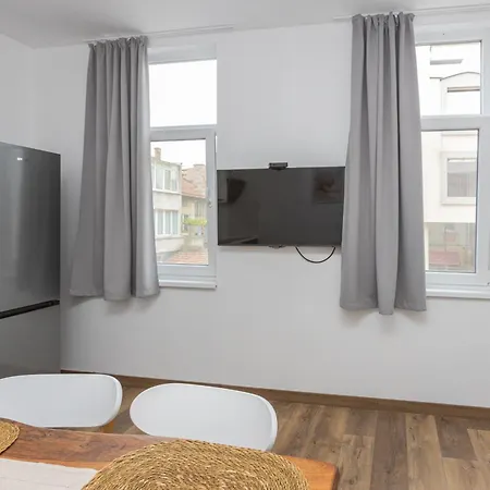 Apartment The House 1