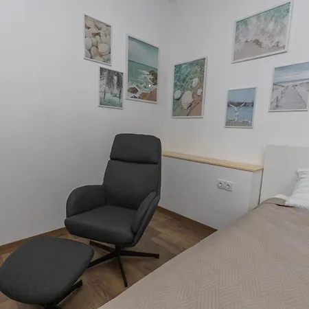 The House 1 Apartment