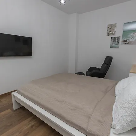 Апартаменты The House 1 *