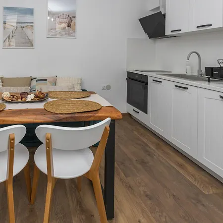 The House 1 Апартаменты