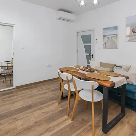 Апартаменты The House 1 Бургас